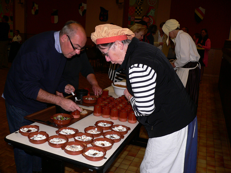 2011 07 22 REPAS MEDIEVAL 11